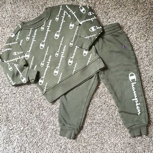 Champion Kids Green Sweatshirt